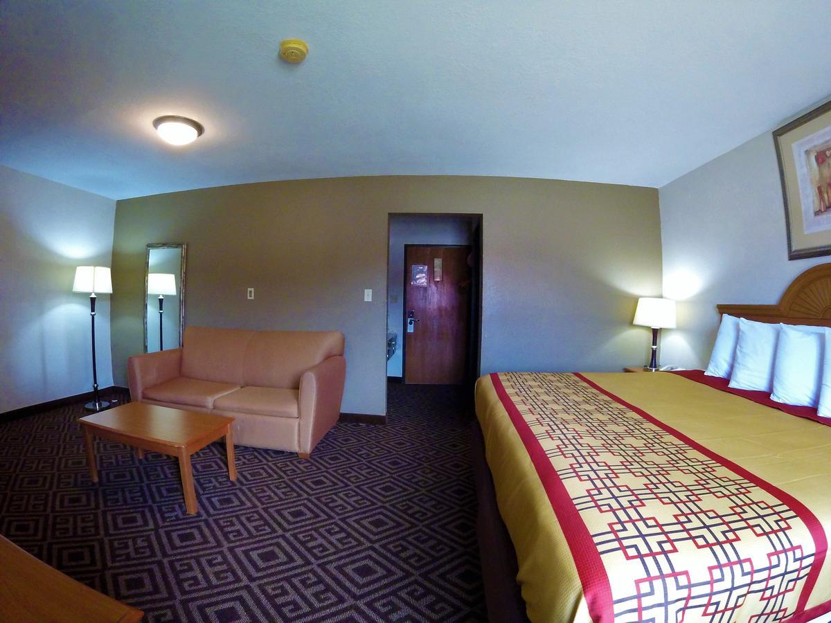 Travel Inn And Suites- Sikeston Miner I-55 Exit-67 Eksteriør billede