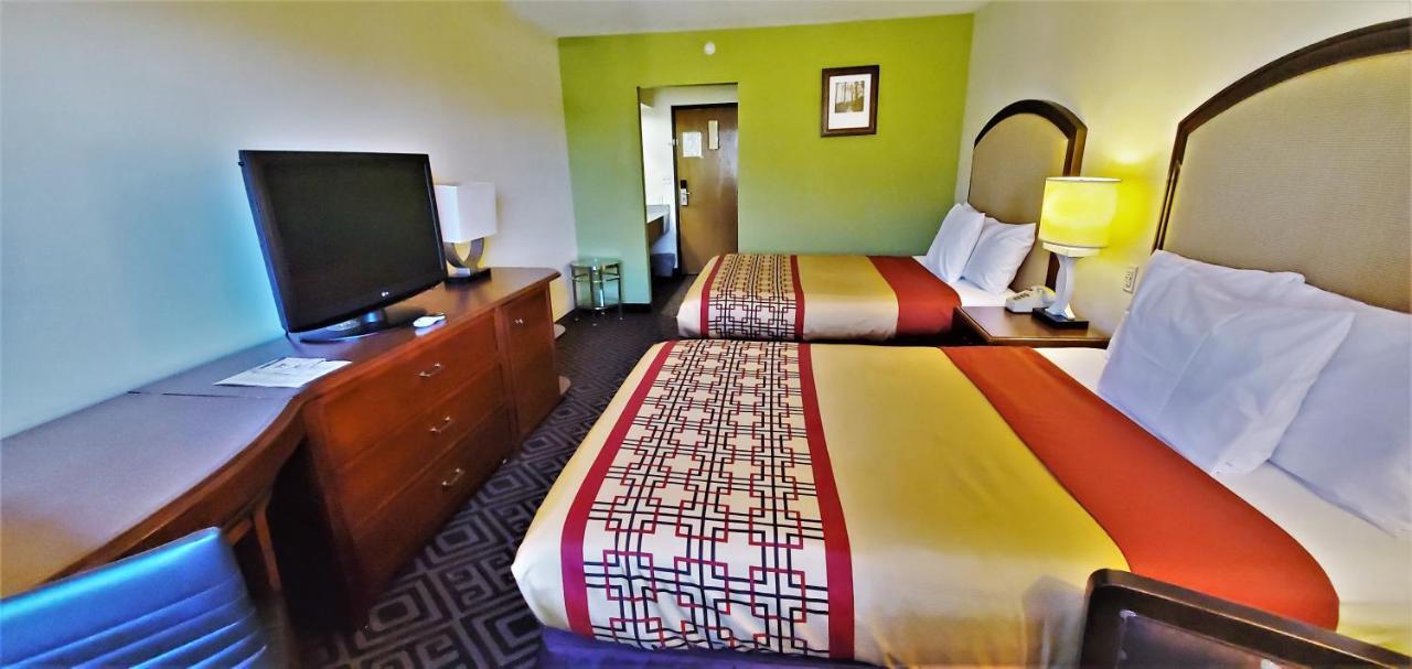 Travel Inn And Suites- Sikeston Miner I-55 Exit-67 Eksteriør billede