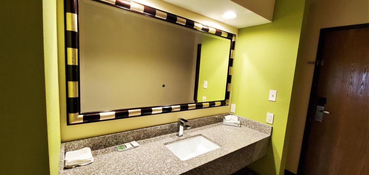Travel Inn And Suites- Sikeston Miner I-55 Exit-67 Eksteriør billede